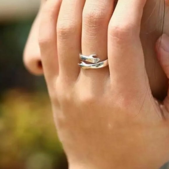 Minimalist Cute/Dainty Silver Love Hug Adjustable Ring - Picture 6 of 6